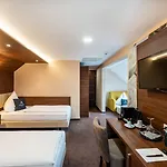 Aspire Castillo Reutlingen, Trademark Collection By Wyndham 3*