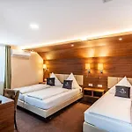 Aspire Castillo Reutlingen, Trademark Collection By Wyndham 3* 罗伊特林根