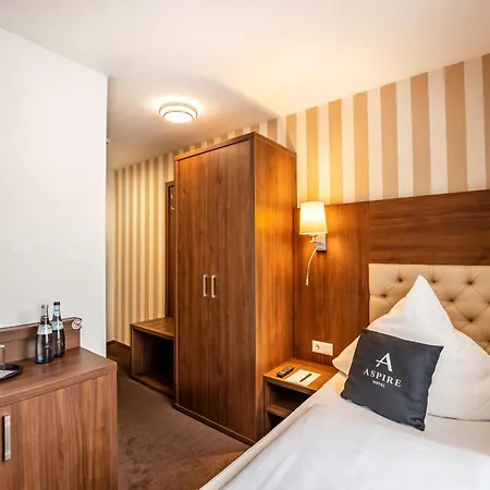 Aspire Castillo Reutlingen, Trademark Collection By Wyndham 호텔 3*