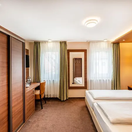 Hotel Stadthotel 3*