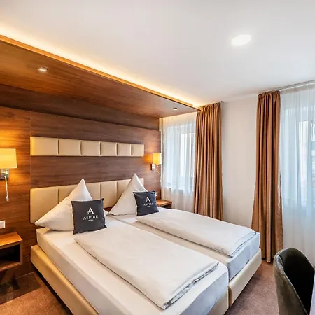 Aspire Castillo Reutlingen, Trademark Collection By Wyndham Отель