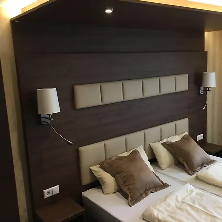 Aspire Castillo Reutlingen, Trademark Collection By Wyndham 3* רויטלינגן