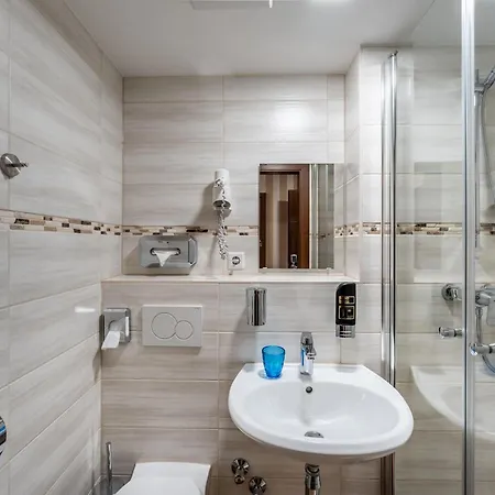 מלון Aspire Castillo Reutlingen, Trademark Collection By Wyndham 3*