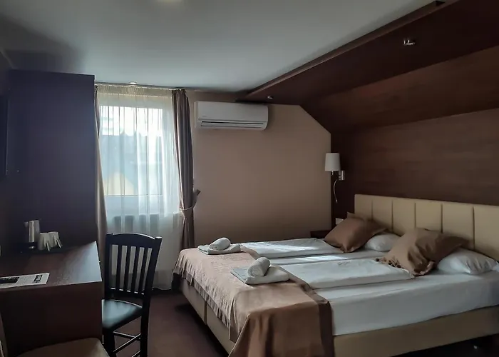 Отель Aspire Castillo Reutlingen, Trademark Collection By Wyndham 3*